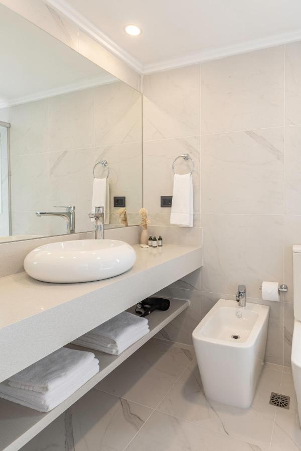Hotel Solerios Пунта дел Есте Екстериор снимка